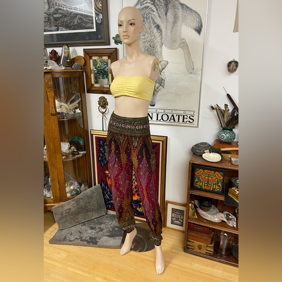 Tribal Pattern Fuchsia Genie Pants - Picture 2 of 11